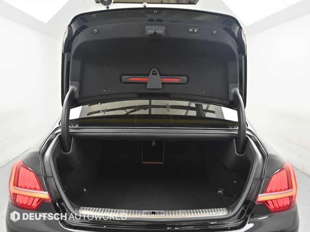 Kia K9 — photo 19