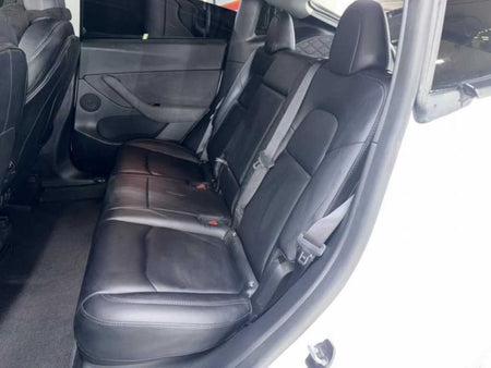 Tesla Model Y — photo 07