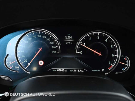 BMW 5-Series — photo 08