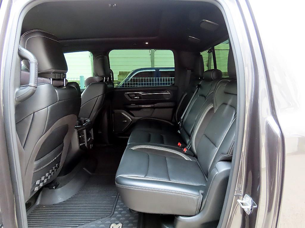 Dodge Ram Pick Up — photo 06