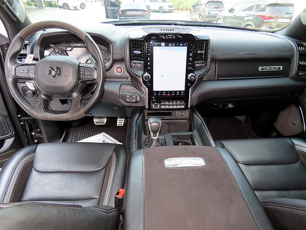 Dodge Ram Pick Up — photo 07
