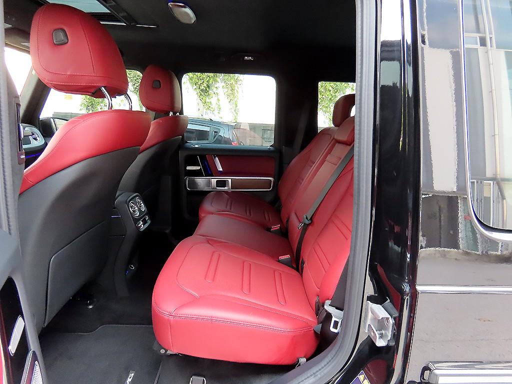 Mercedes-Benz G-Class — photo 06