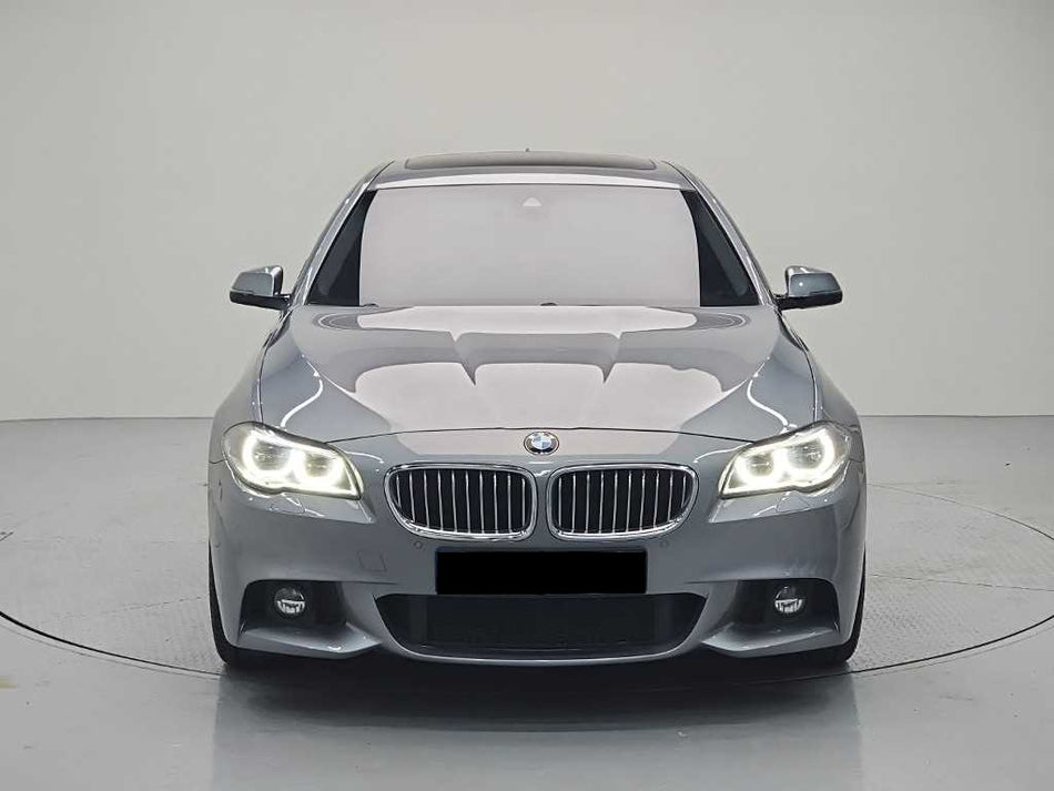 BMW 5-Series — photo 02