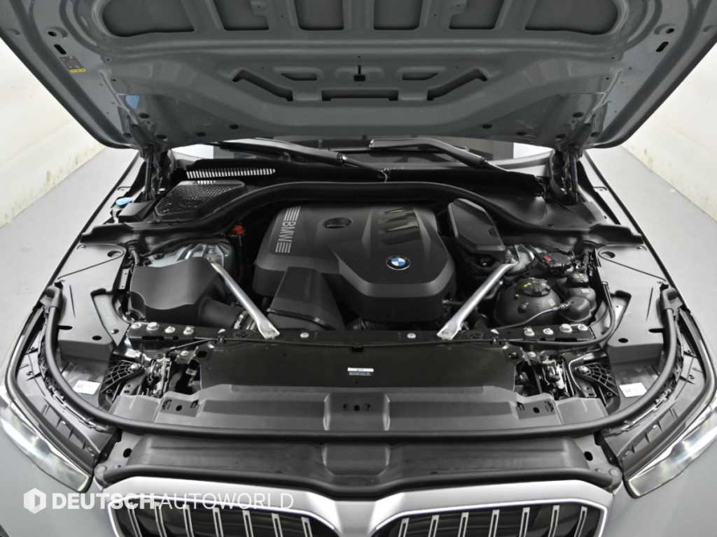 BMW 5-Series — photo 06