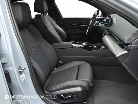 BMW 5-Series — photo 10