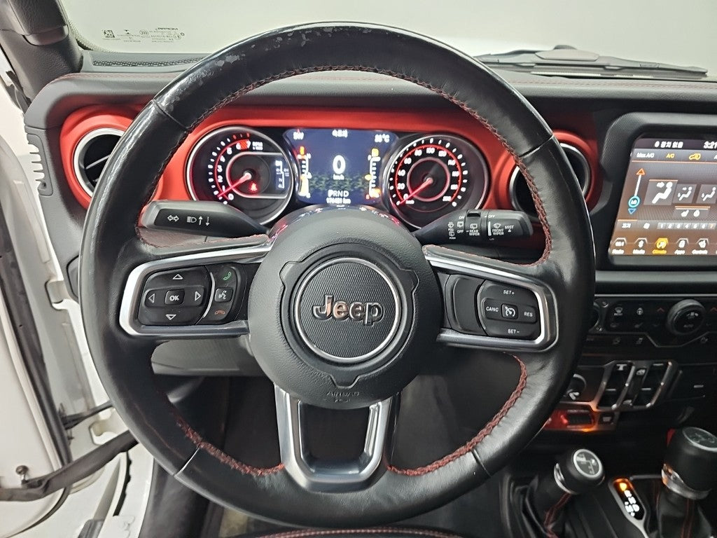 Jeep Wrangler — photo 09