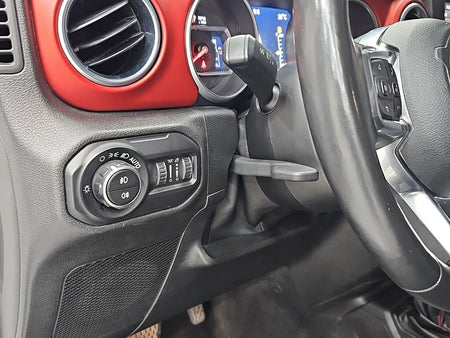 Jeep Wrangler — photo 18