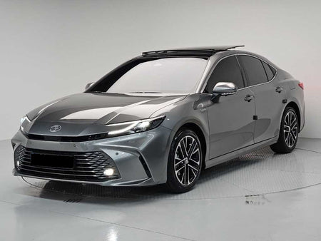 Toyota Camry — photo 01