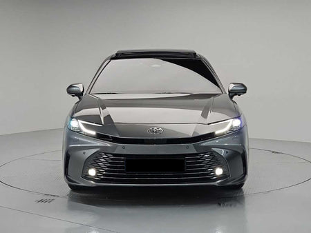 Toyota Camry — photo 02