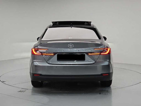 Toyota Camry — photo 03