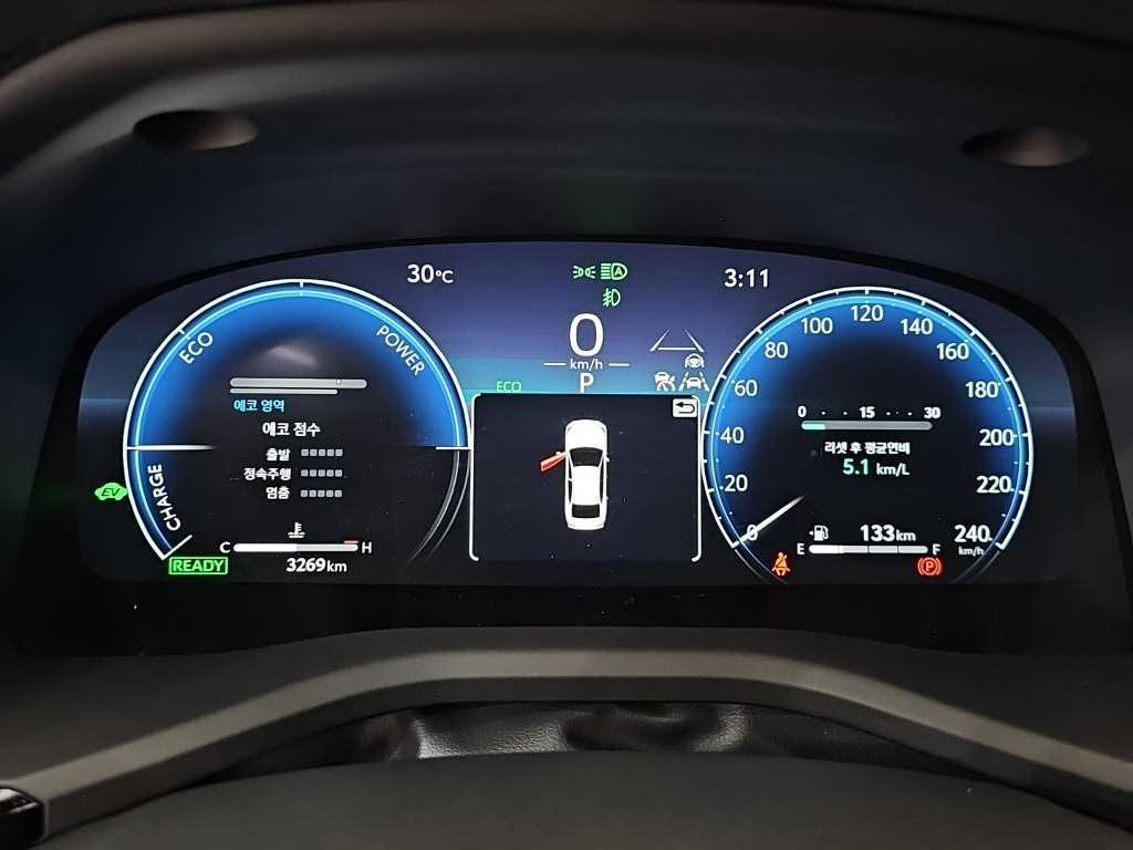 Toyota Camry — photo 06