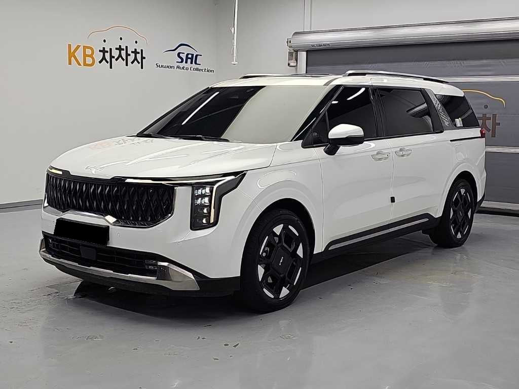 Kia Carnival — photo 01