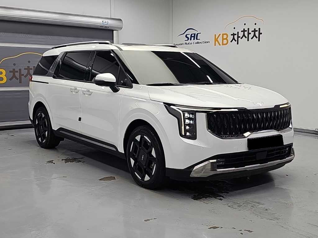 Kia Carnival — photo 04