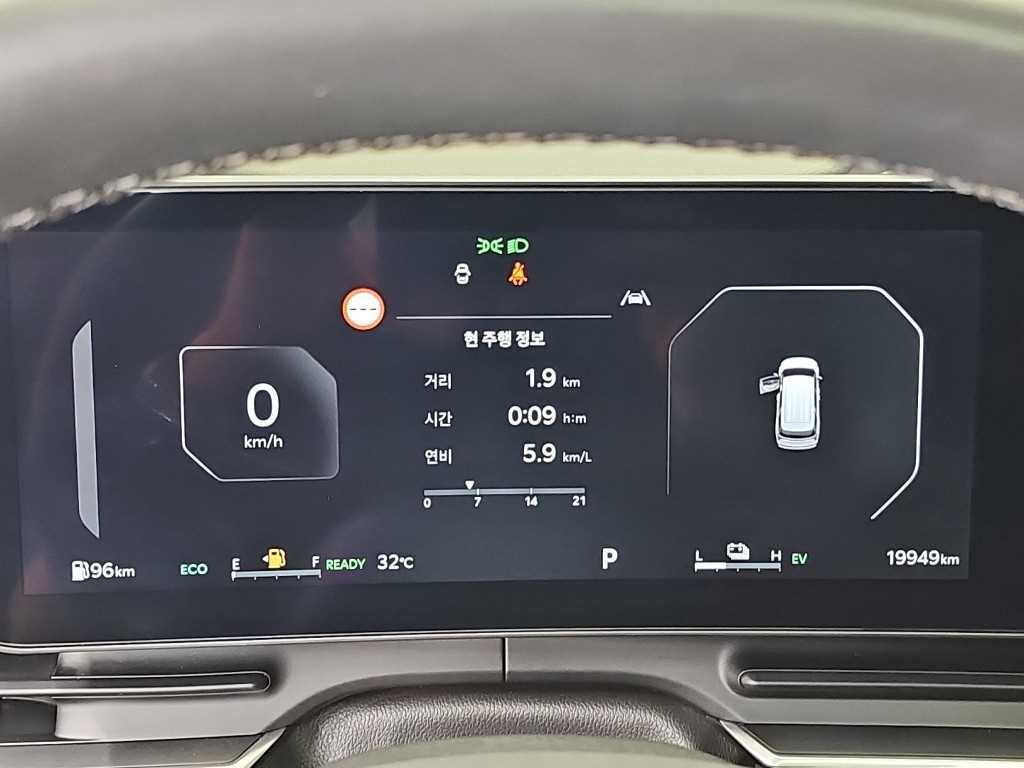 Kia Carnival — photo 06