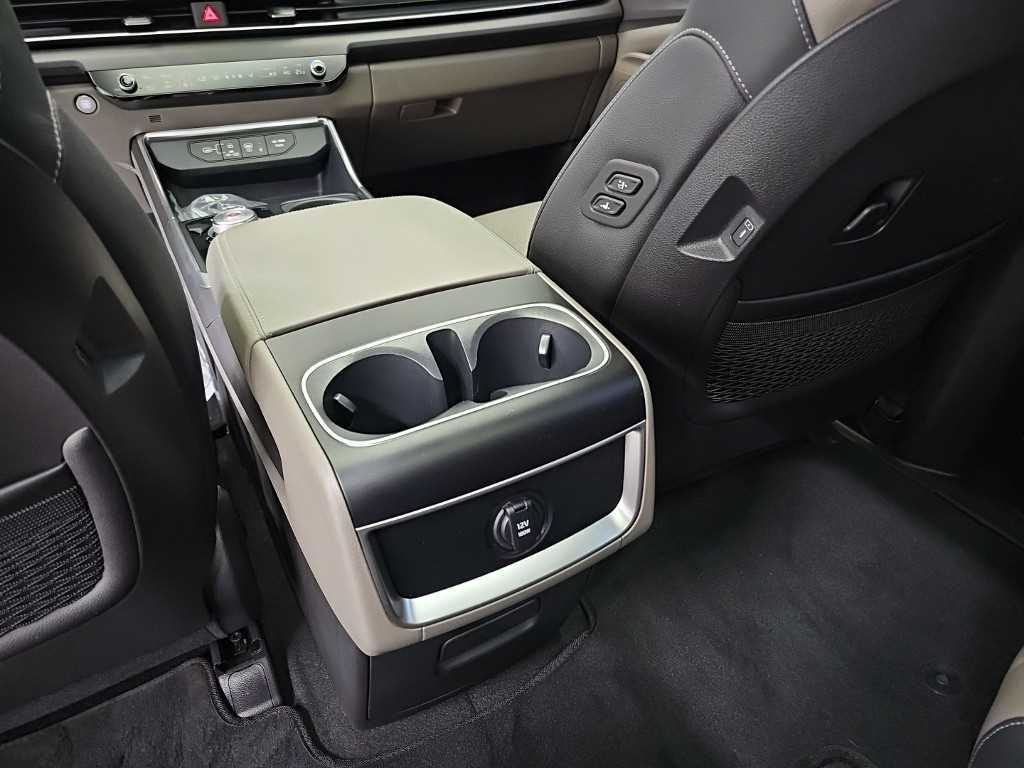 Kia Carnival — photo 13