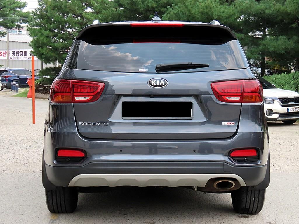 Kia Sorento — photo 04