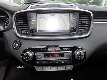Kia Sorento — photo 13