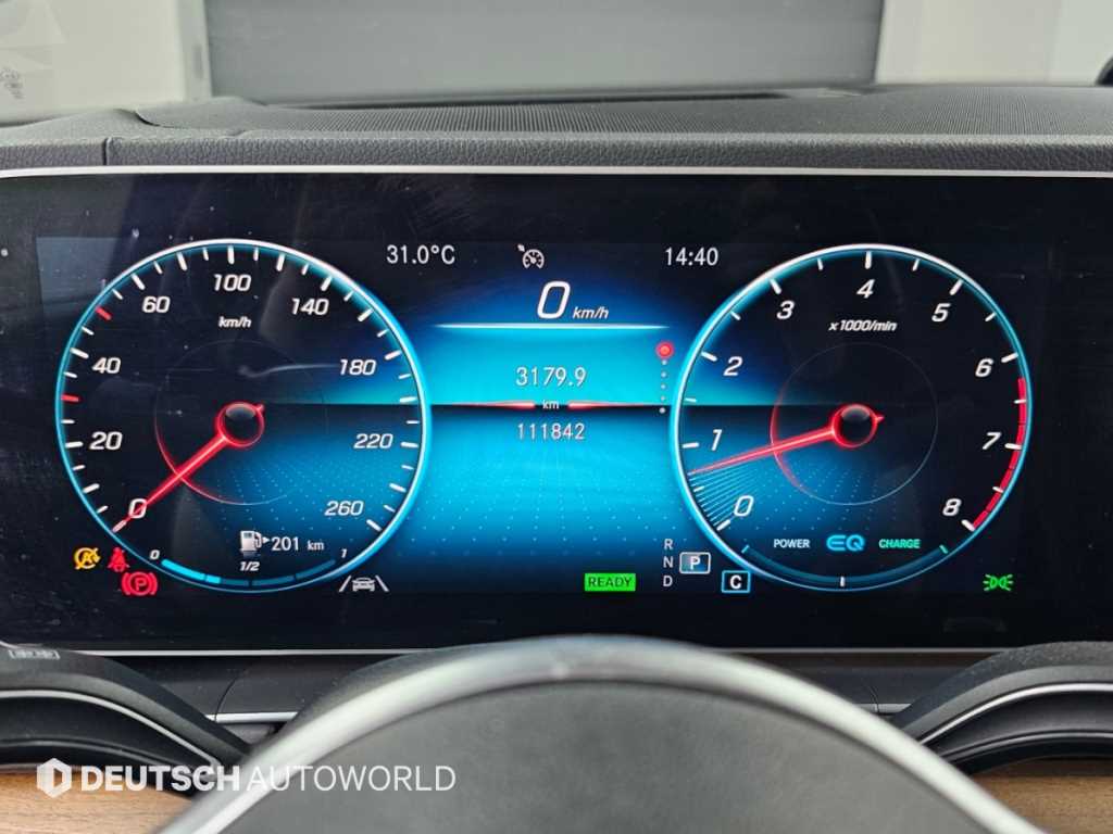 Mercedes-Benz GLE-Class — photo 08