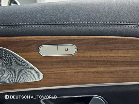 Mercedes-Benz GLE-Class — photo 16