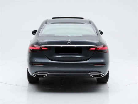 Mercedes-Benz E-Class — photo 05