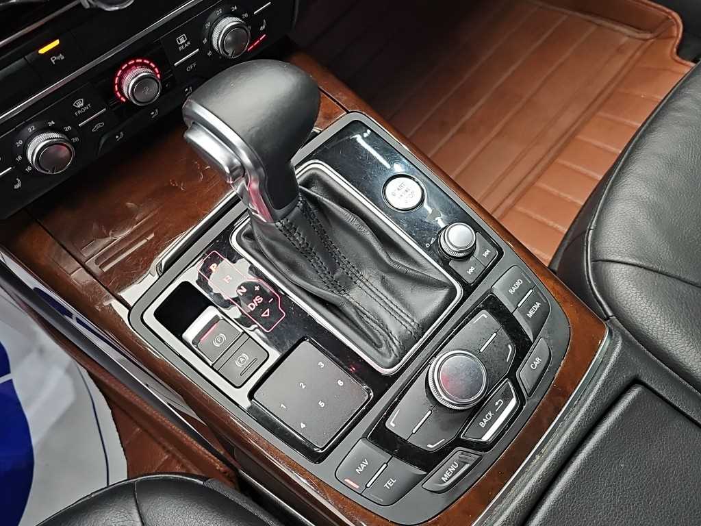 Audi A6 — photo 08