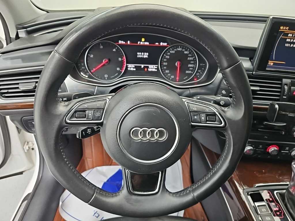 Audi A6 — photo 09