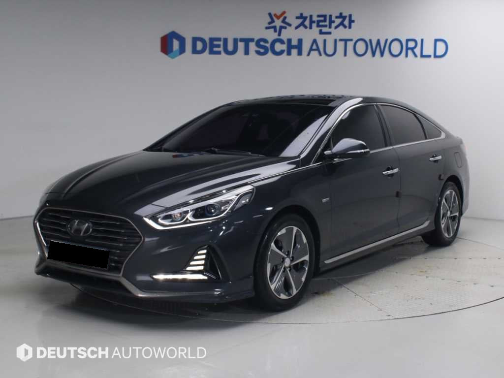Hyundai Sonata — photo 01