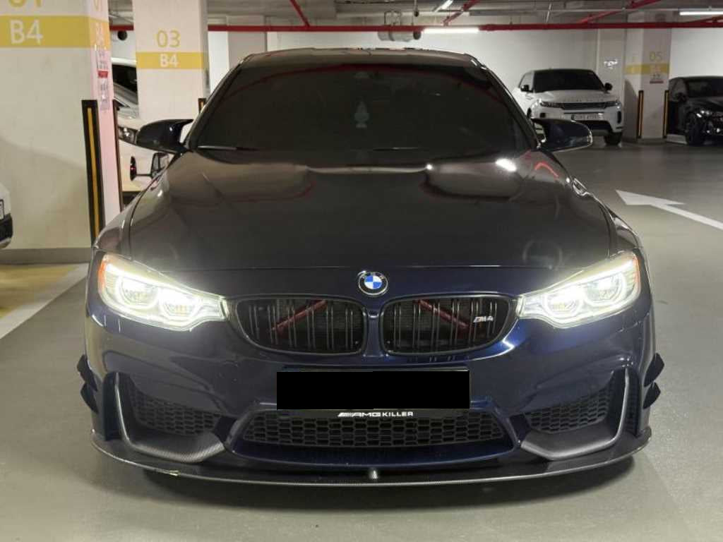 BMW M4 — photo 05