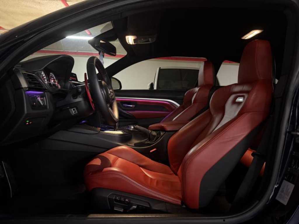 BMW M4 — photo 10