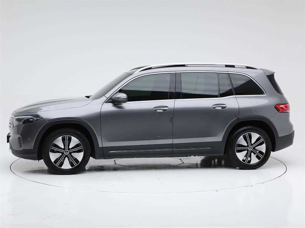 Mercedes-Benz EQB — photo 03