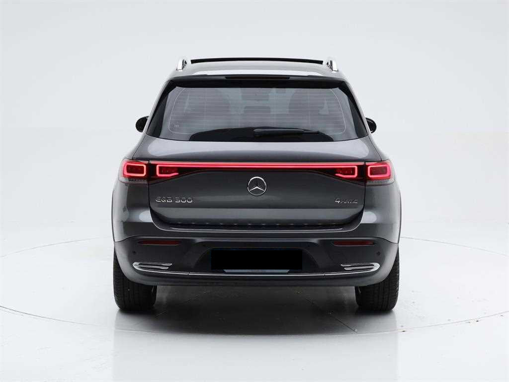 Mercedes-Benz EQB — photo 05