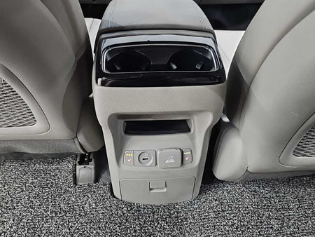 Kia Carnival — photo 13