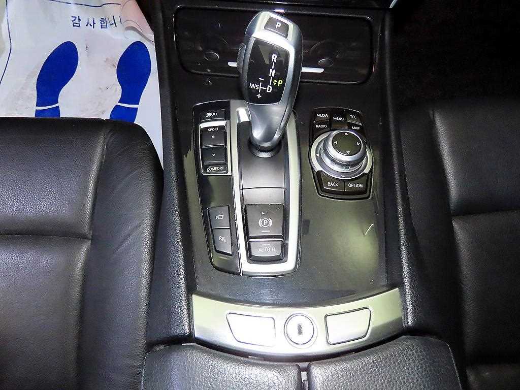 BMW Gran Turismo — photo 12