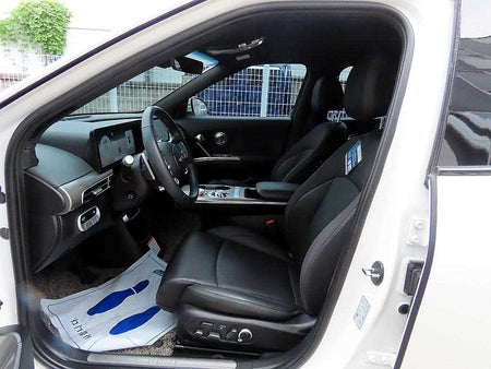 Genesis GV60 — photo 05