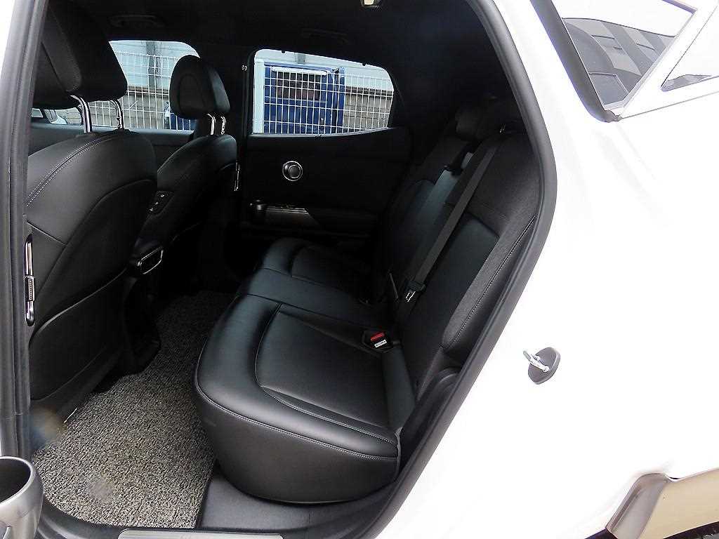 Genesis GV60 — photo 06