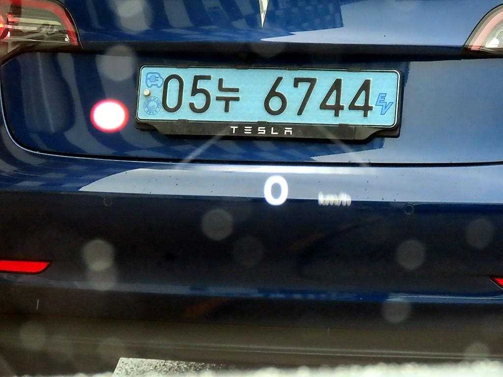 Genesis GV60 — photo 10