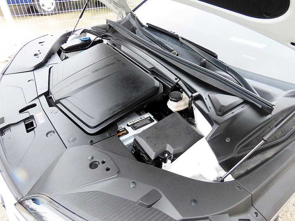 Genesis GV60 — photo 19