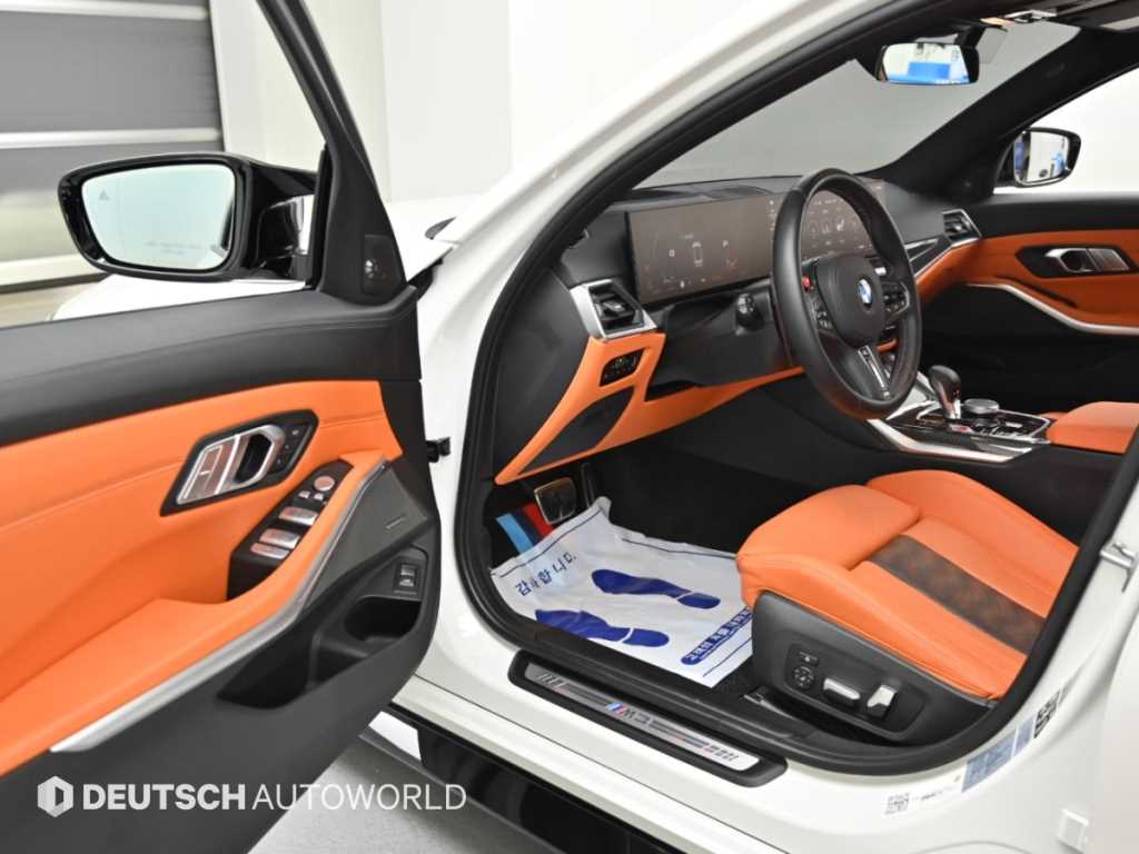 BMW M3 — photo 11