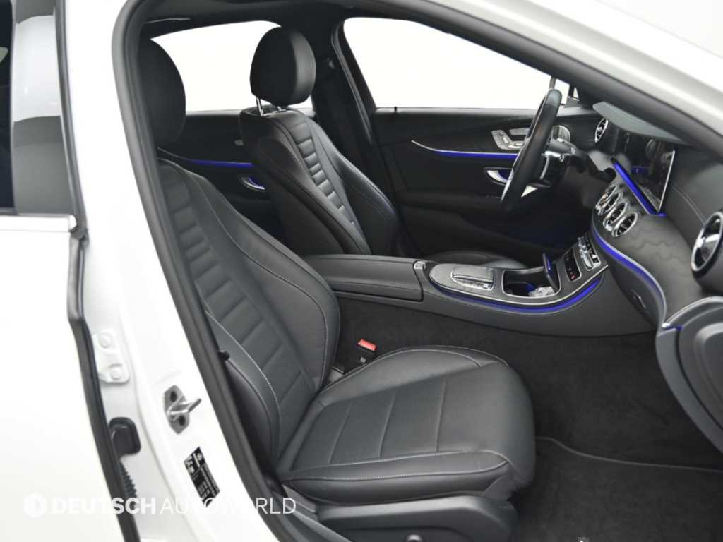 Mercedes-Benz E-Class — photo 10