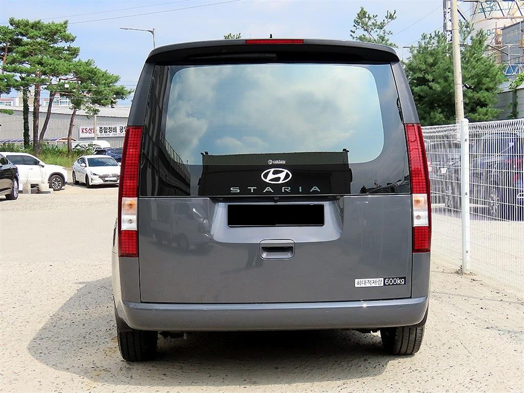 Hyundai Staria — photo 04