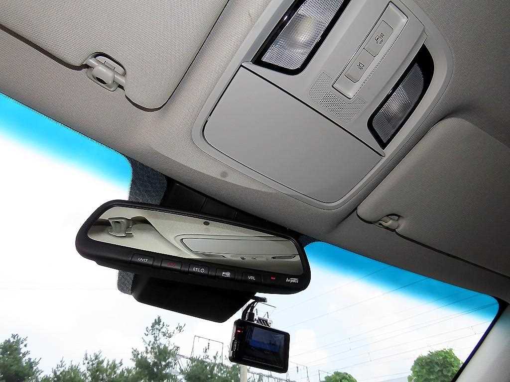 Kia K7 — photo 15