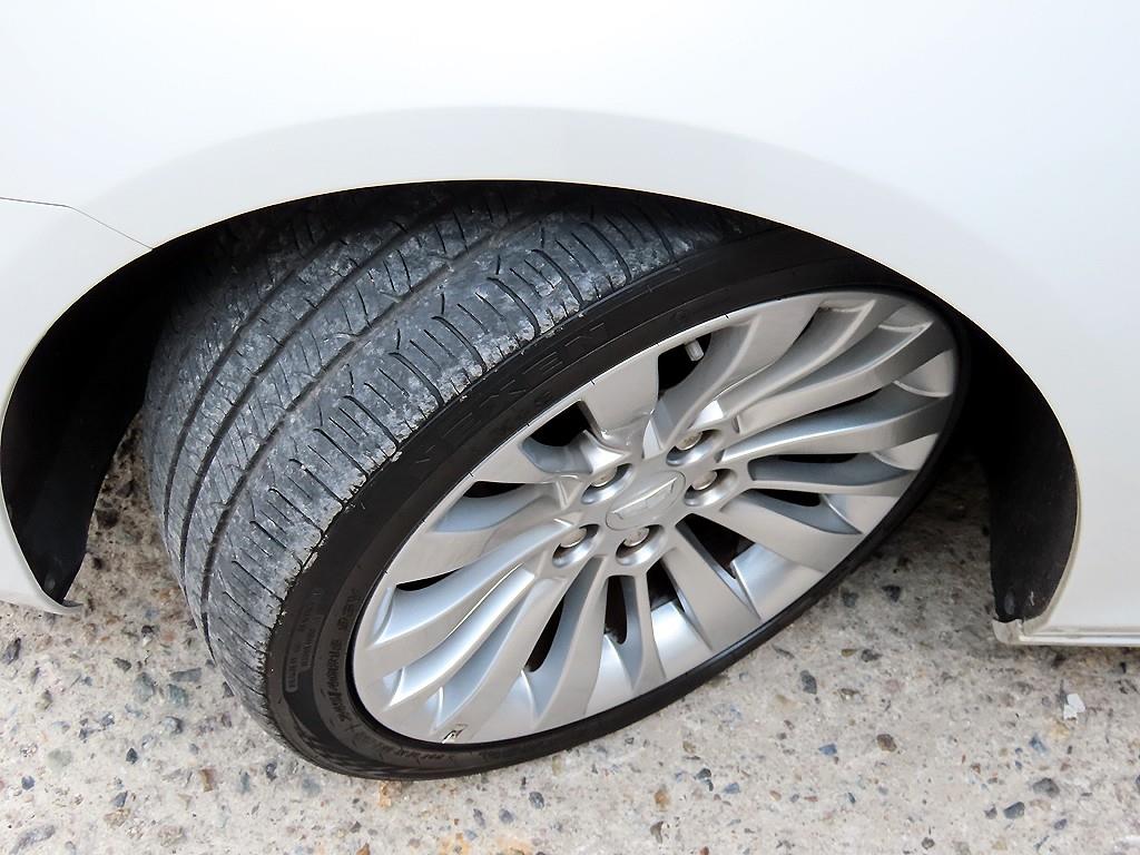 Cadillac CTS — photo 20