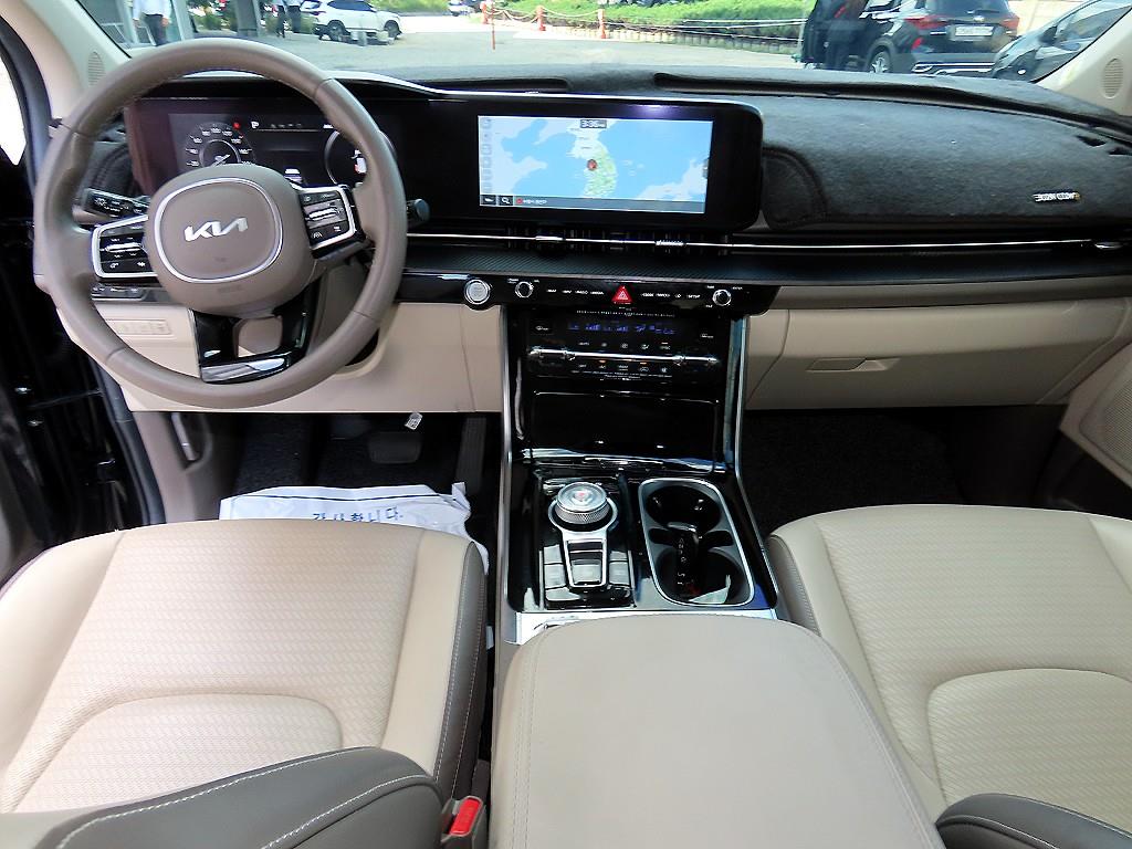Kia Carnival — photo 07