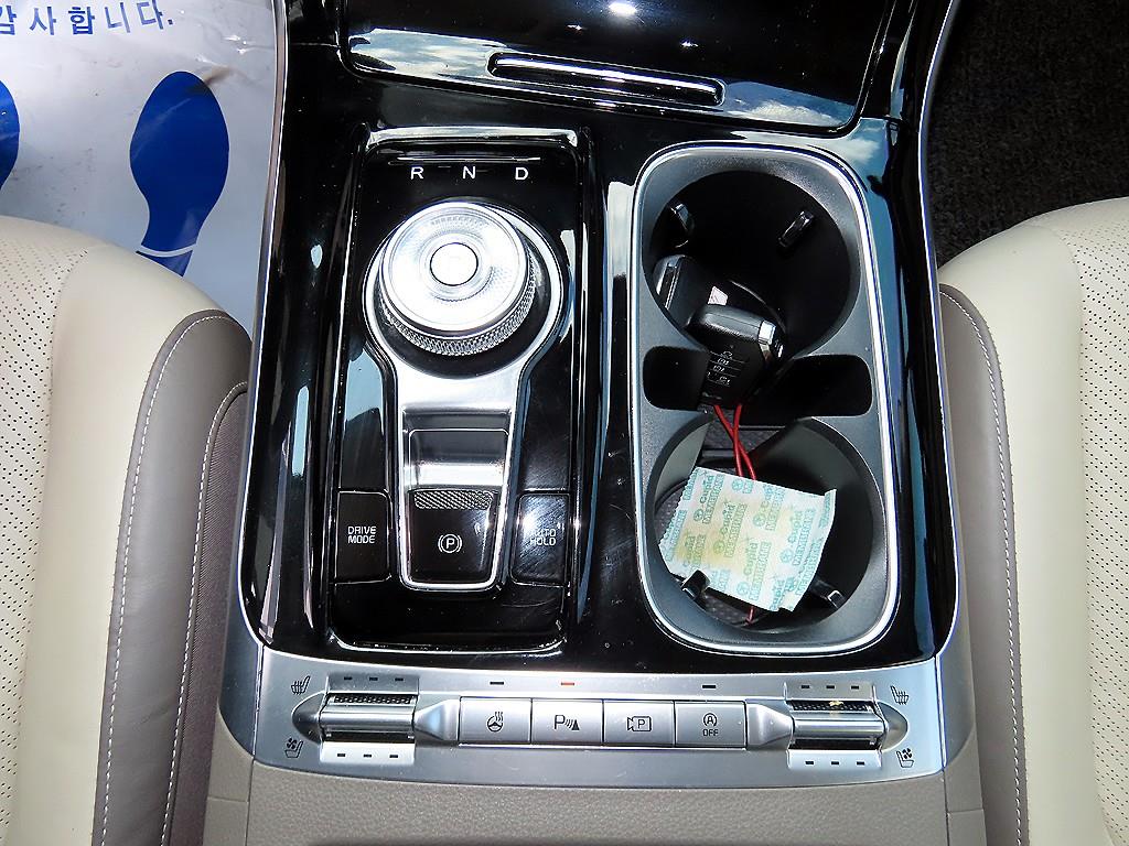 Kia Carnival — photo 10