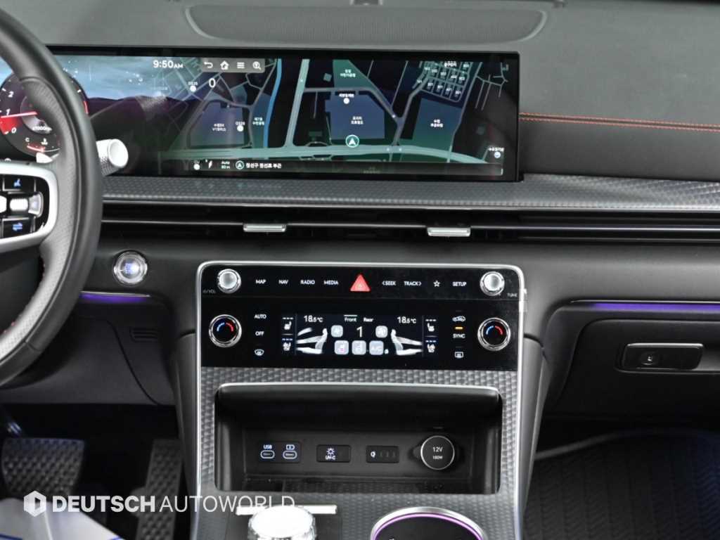 Genesis GV80 — photo 14
