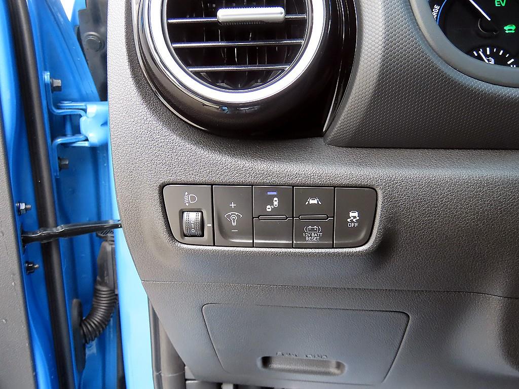Hyundai Kona — photo 12