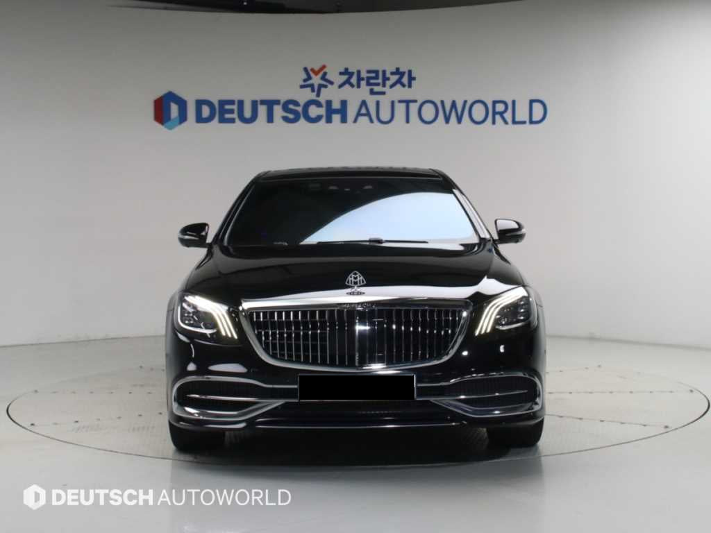 Mercedes-Benz S-Class — photo 03