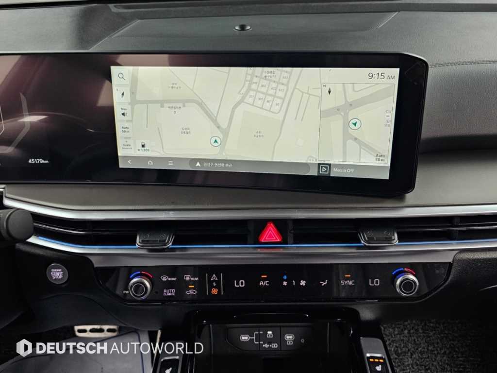 Kia Sorento — photo 14