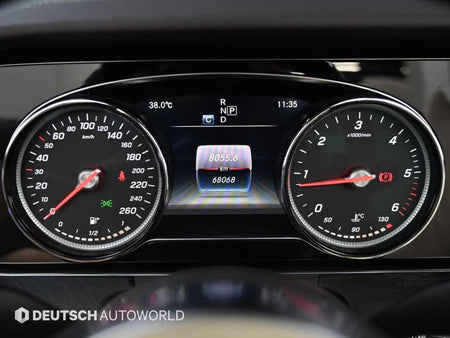 Mercedes-Benz E-Class — photo 09