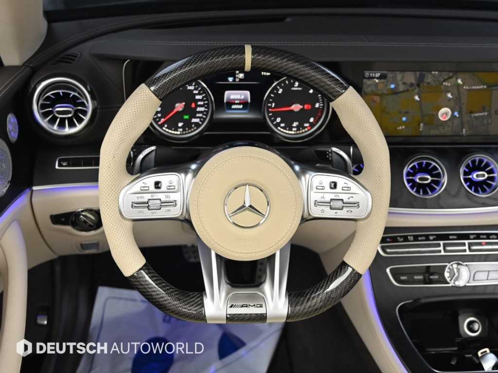 Mercedes-Benz E-Class — photo 14